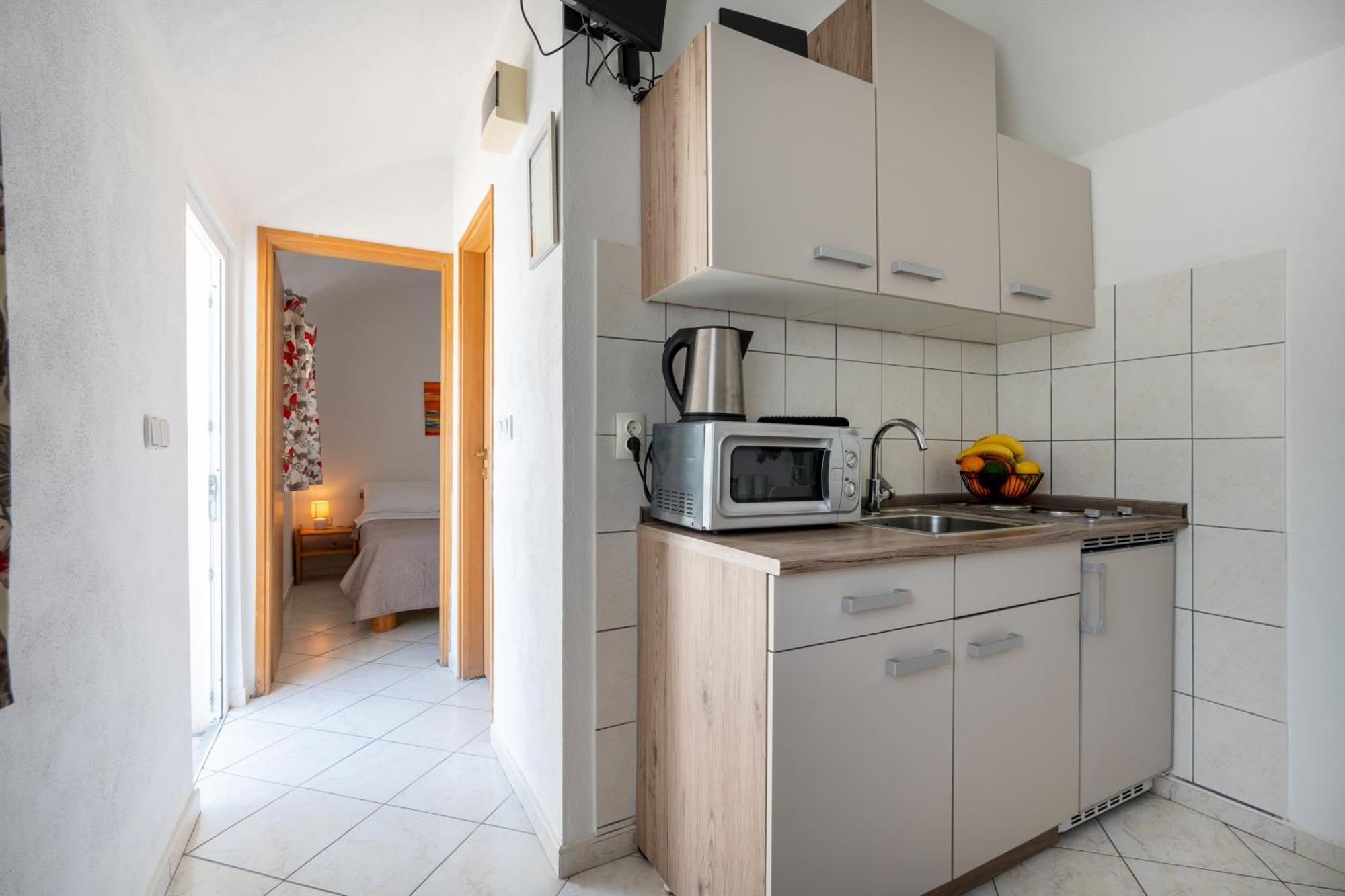 Apartmani Livaja Plano Экстерьер фото