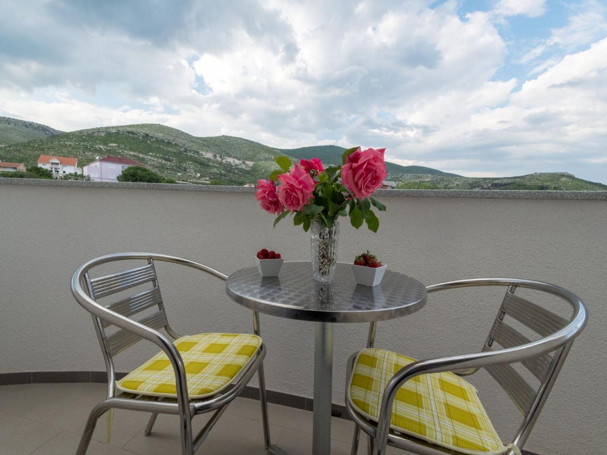 Apartmani Livaja Plano Номер фото